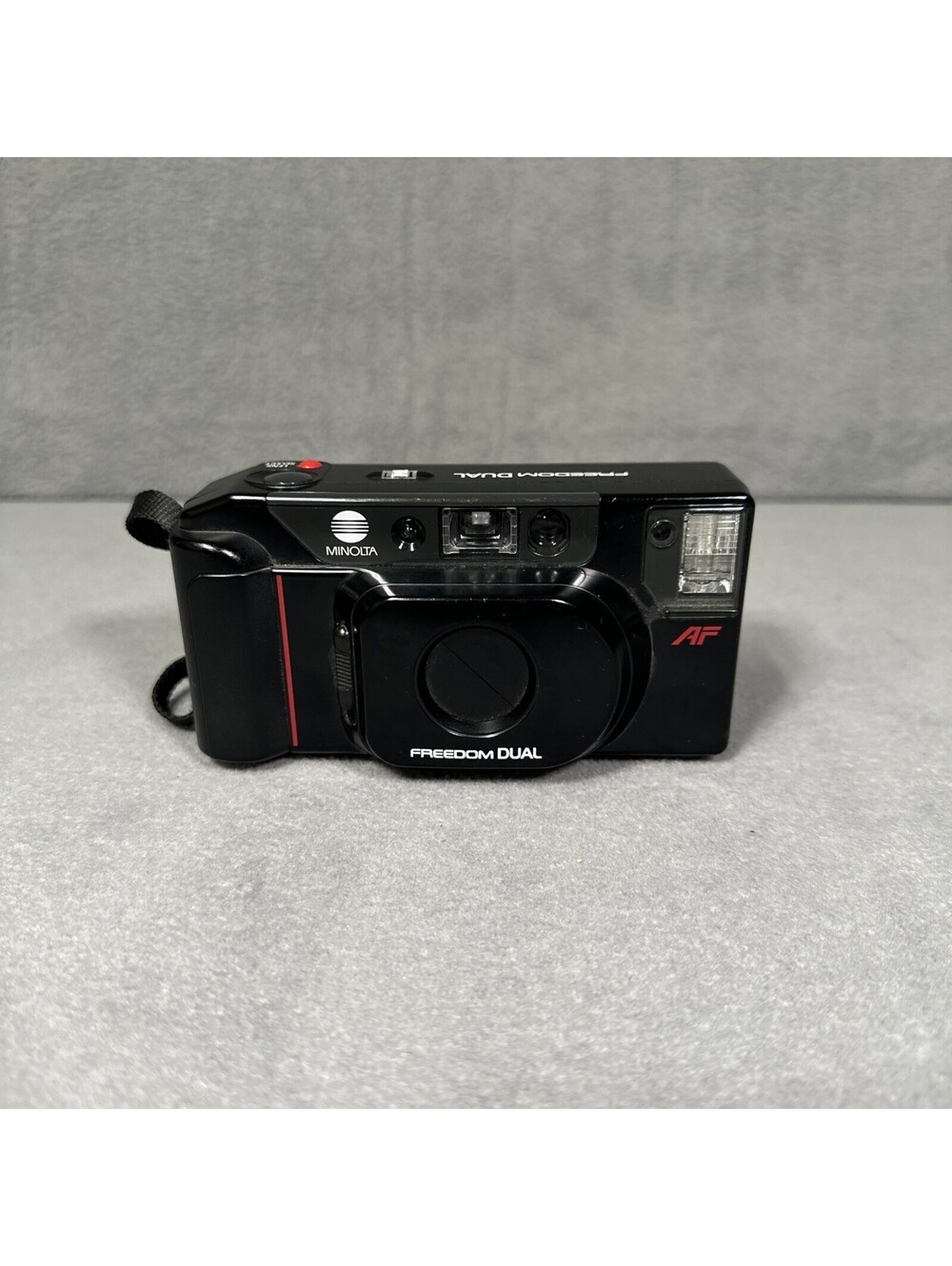 Vintage Minolta Freedom Dual AF 35mm Point & Shoot Film Camera - Tested & Works